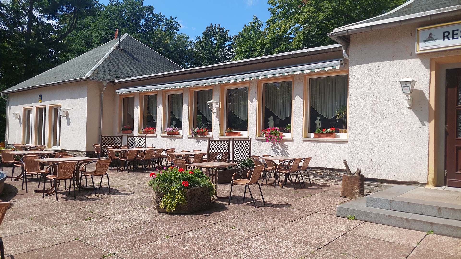 036. Restaurant-Athos-Hainichen-Stadtpark-Gyros-Ouzo-Meze-Wein-Biergarten-guenstige-Gerichte
